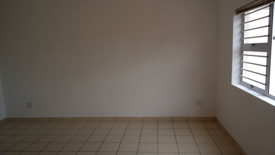 2 Bedroom Property for Sale in Admirals Park Western Cape